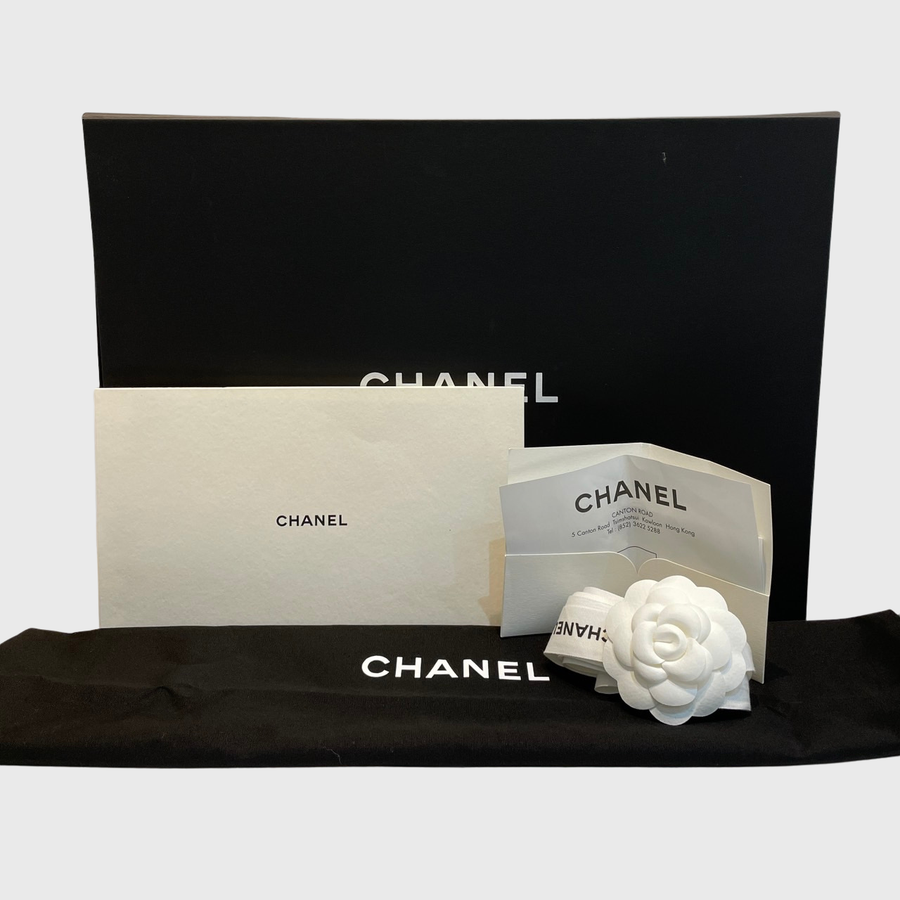Chanel 22 Tote Bag Calfskin Black SHW