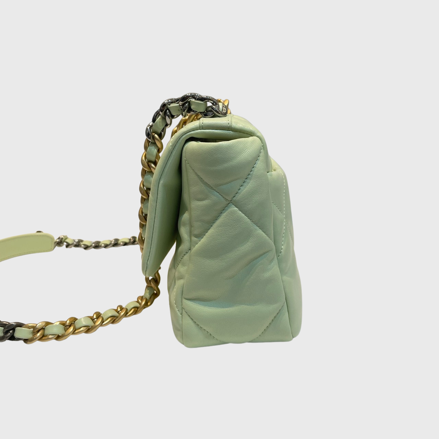 Chanel 19 Flap Bag Calfskin Green GHW