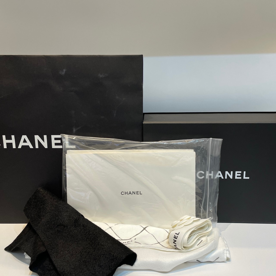 Chanel Classic 9 Caviar Black GHW