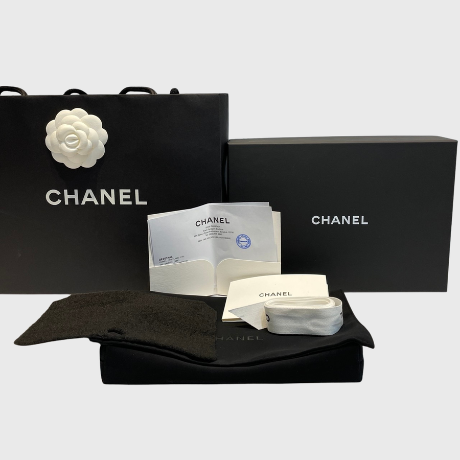 Chanel WOC Caviar Black GHW