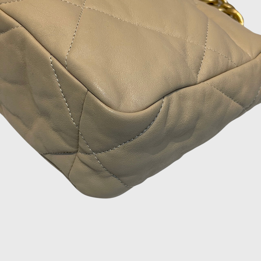 Chanel 19 Flap Bag Lambskin Beige GHW