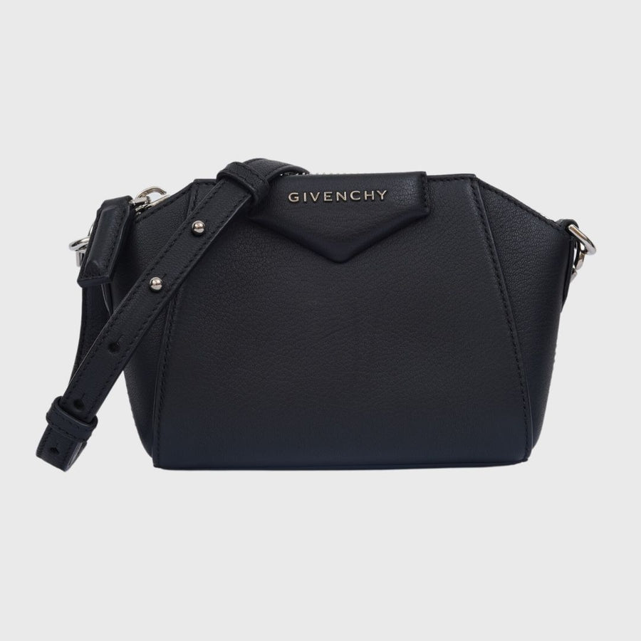 Givenchy Antigona Shoulder Bag Calfskin Black SHW
