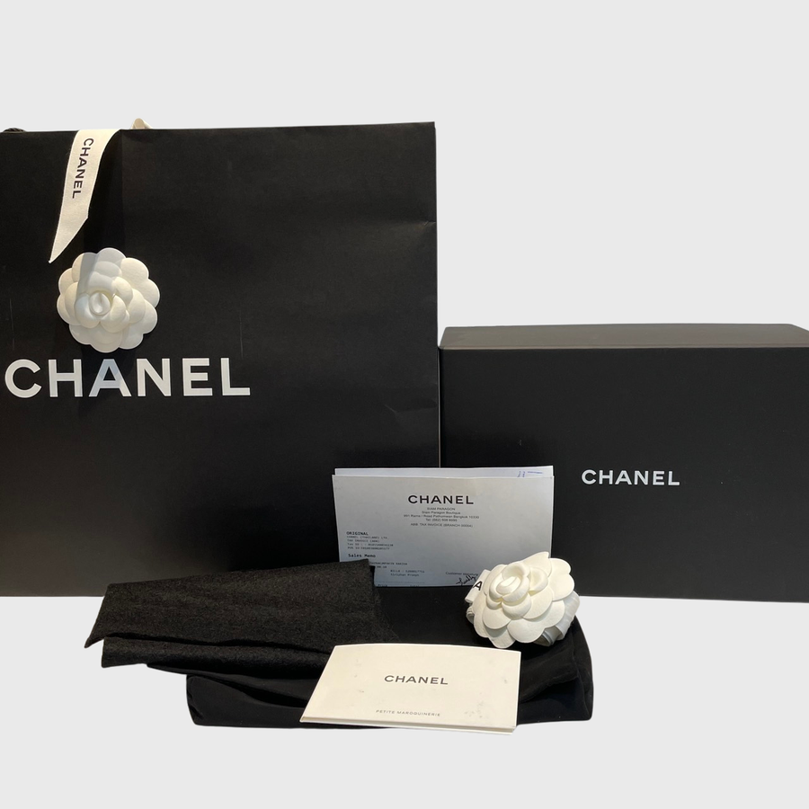 Chanel WOC 	Caviar Black GHW