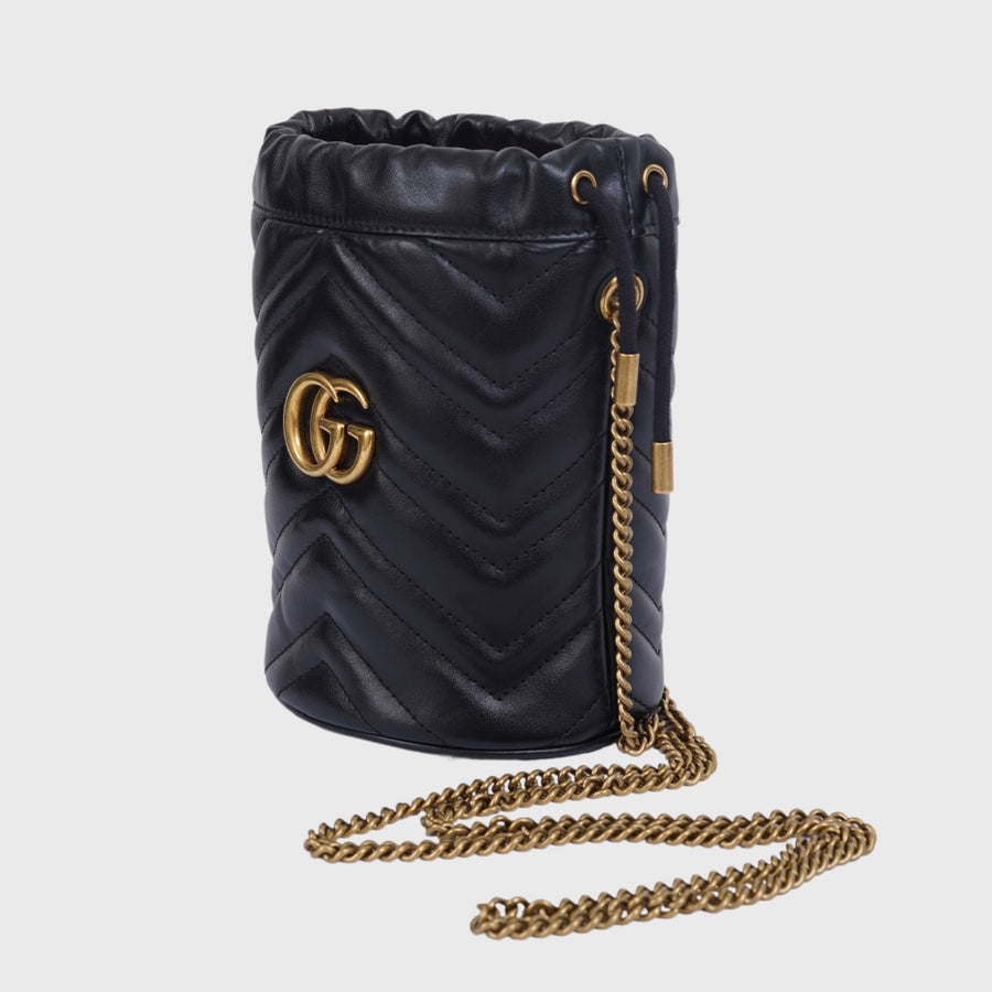 Gucci GG Marmont Bucket Bag Mini Calfskin & Suede Black GHW
