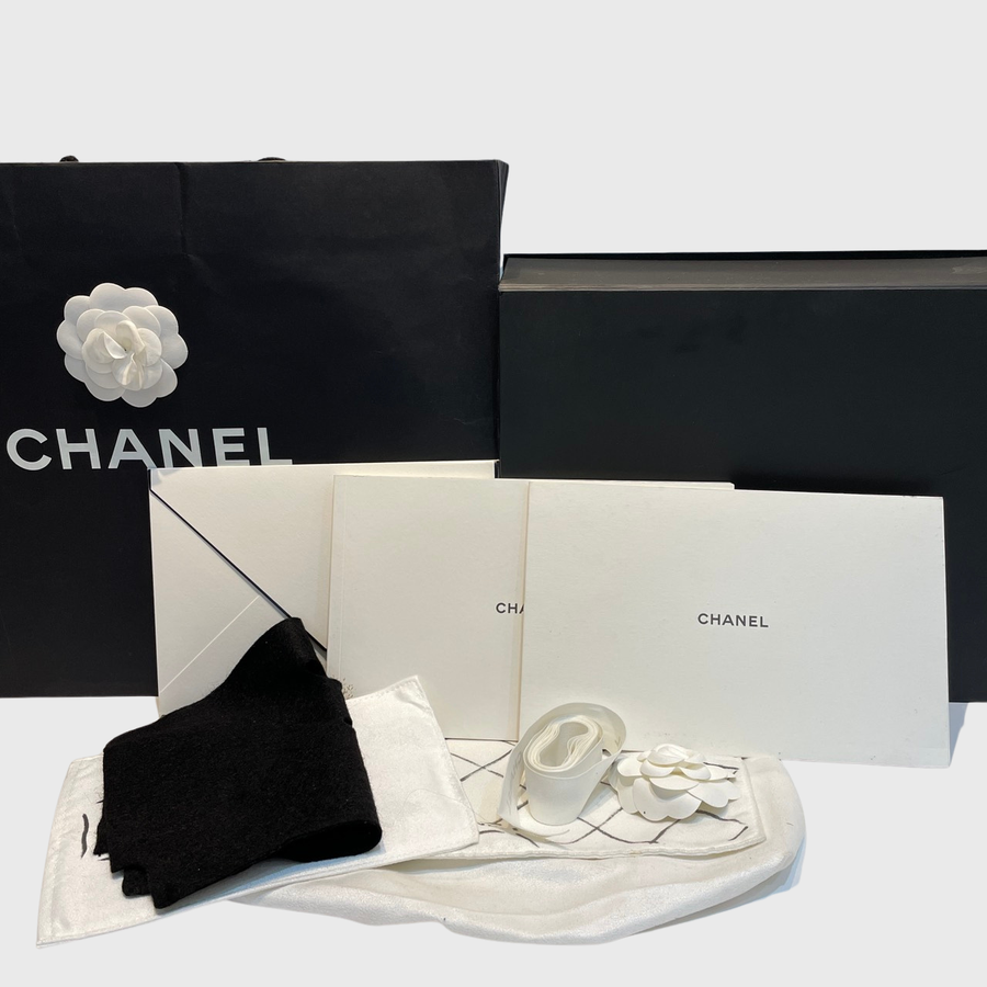 Chanel Classic Caviar Black GHW