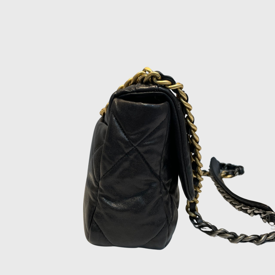 Chanel 19 Flap Bag Lambskin Black GHW