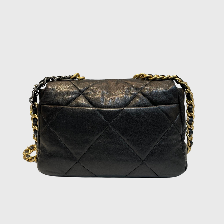 Chanel 19 Flap Bag Lambskin Black GHW