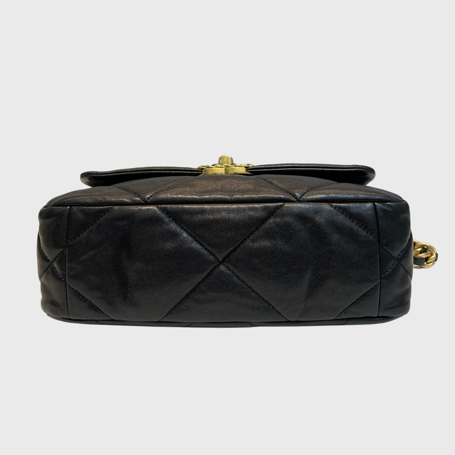Chanel 19 Flap Bag Lambskin Black GHW