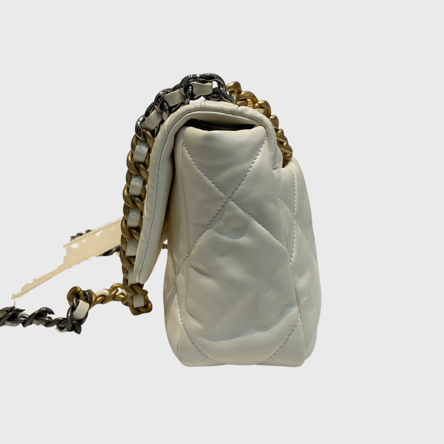 Chanel 19 Flap Bag Lambskin White GHW