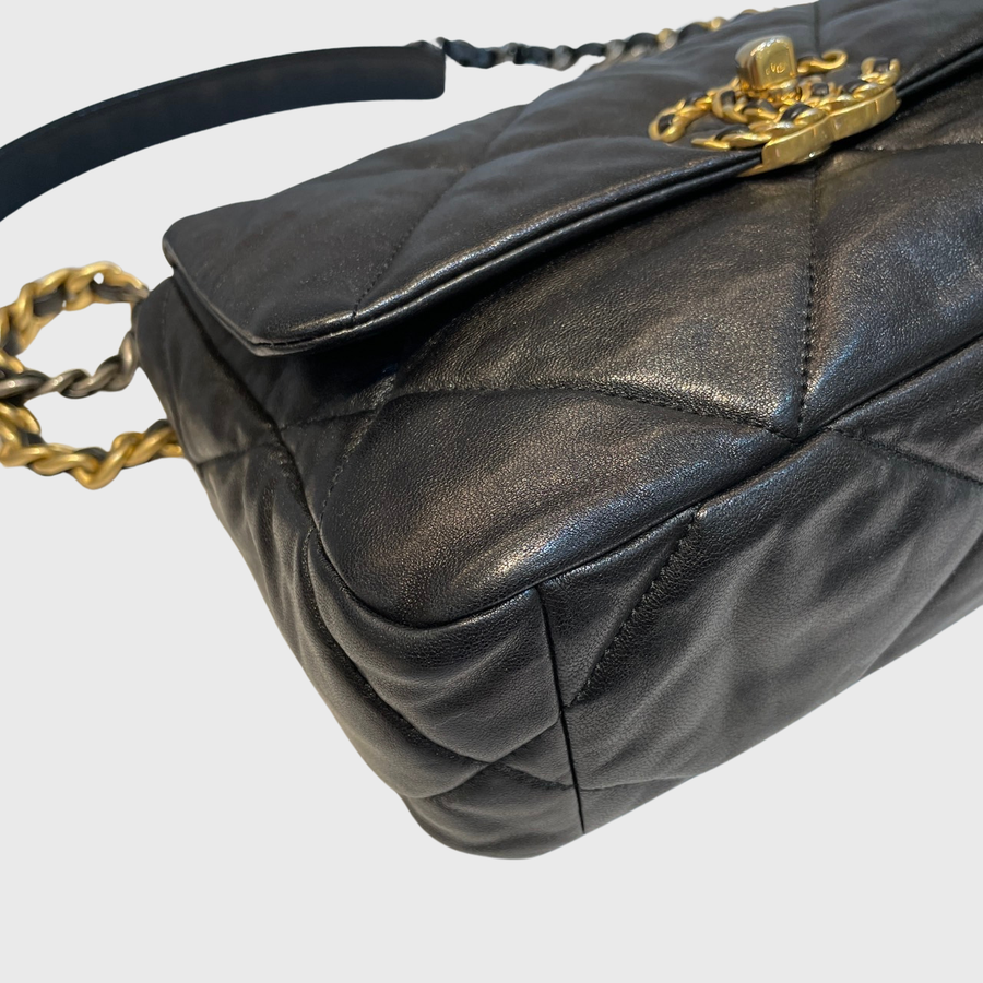 Chanel 19 Flap Bag Lambskin Black GHW