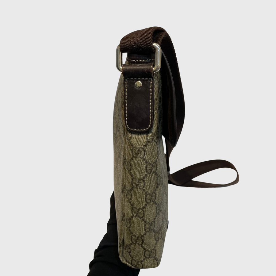 Gucci GG Suprame Messenger Canvas Brown SHW
