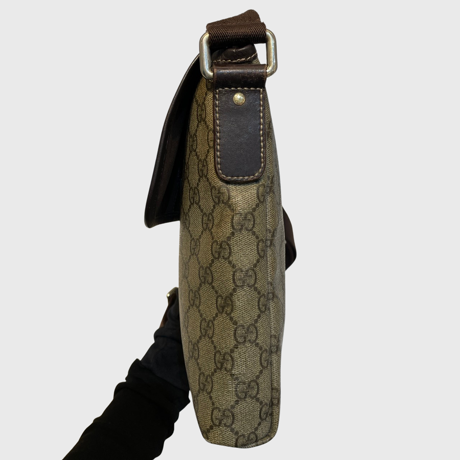 Gucci GG Suprame Messenger Canvas Brown SHW