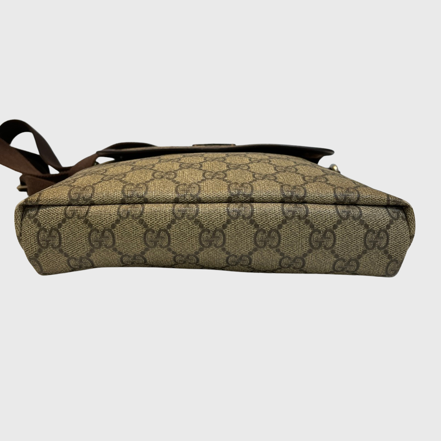Gucci GG Suprame Messenger Canvas Brown SHW