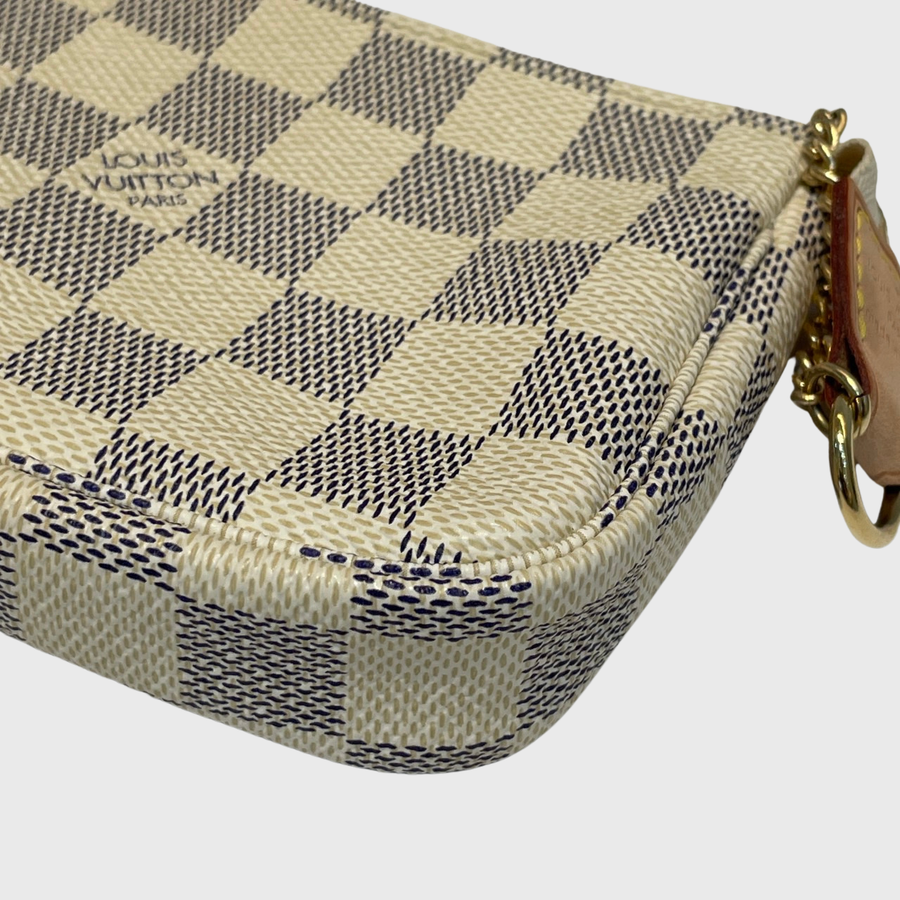 Louis Vuitton Mini Pochette