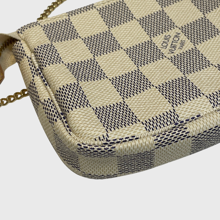 Louis Vuitton Mini Pochette