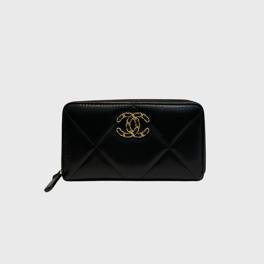 Chanel 19 Wallet Zip Lambskin Black GHW