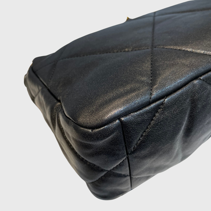 Chanel 19 Flap Bag Lambskin Black GHW
