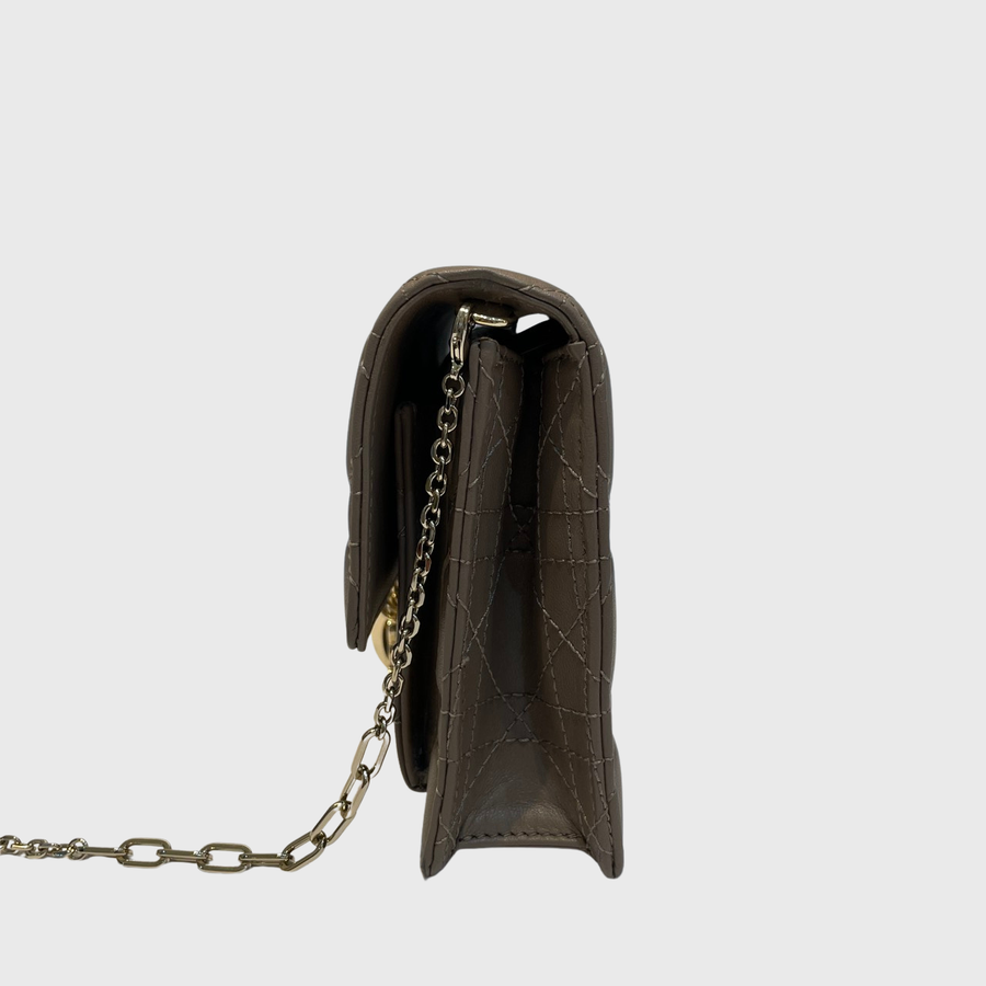 Christian Dior Daily Pouch With Chain Lambskin Beige White GHW