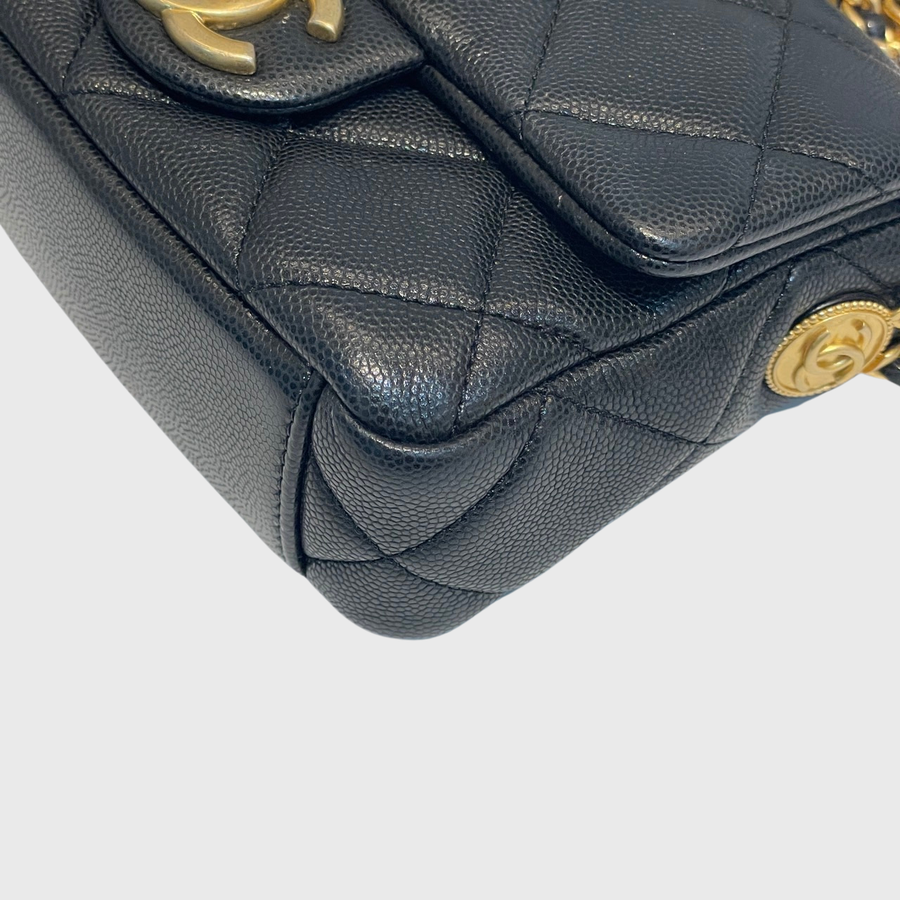 Chanel Iridescent Caviar Black GHW