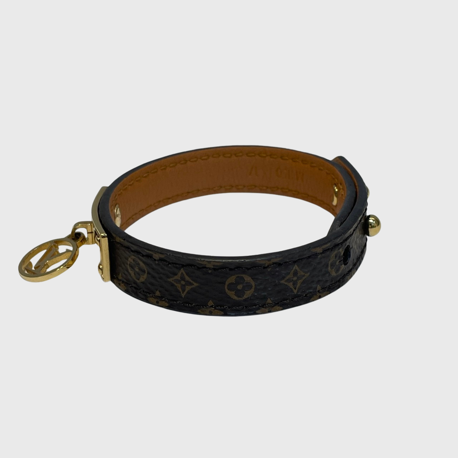 Louis Vuitton Authentic Logomania Calfskin Monogram GHW