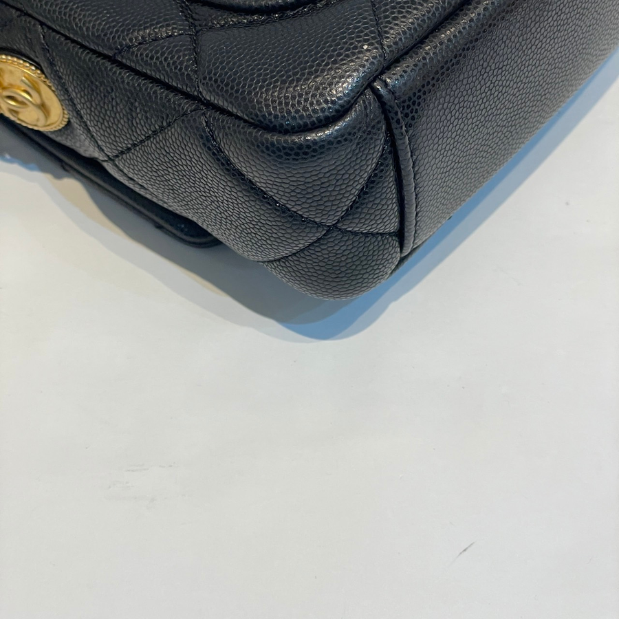 Chanel Iridescent Caviar Black GHW