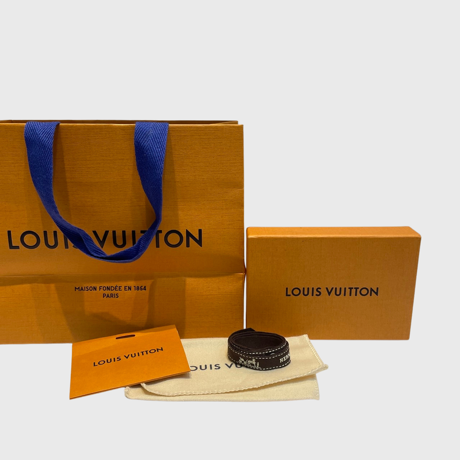 Louis Vuitton Authentic Logomania Calfskin Monogram GHW