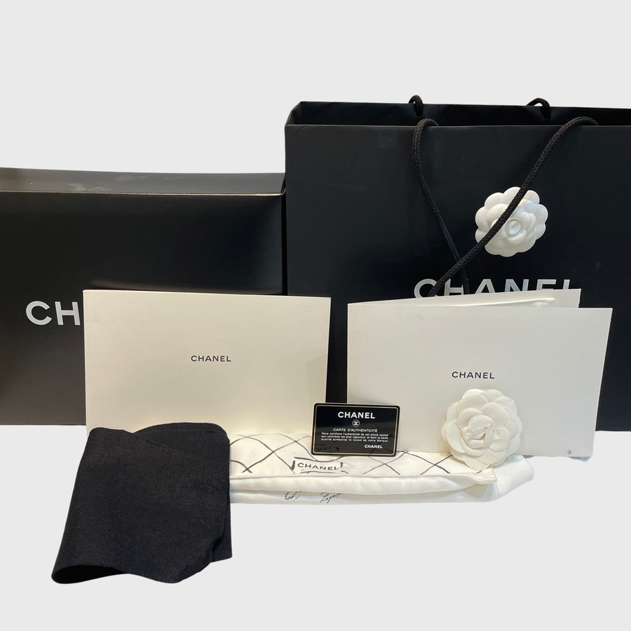 Chanel Classic Caviar Black GHW