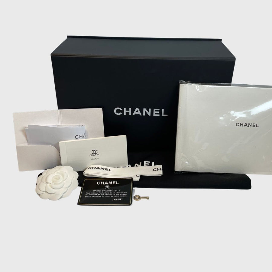 Chanel CC Filigree Vanity Case 7 Caviar Black 