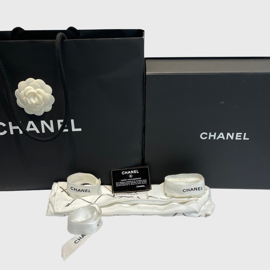 Chanel Classic 10 Caviar Black GHW