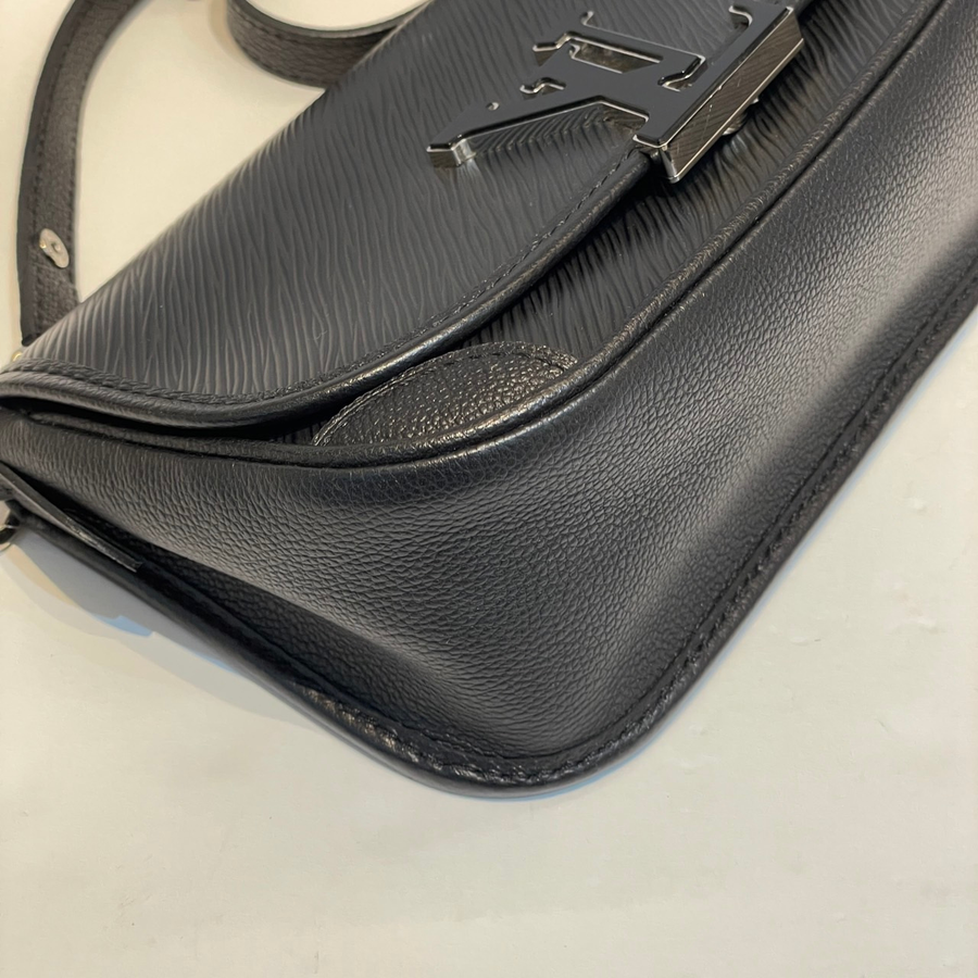 Louis Vuitton Louis Vuitton - Buci Epi Leather Black SHW