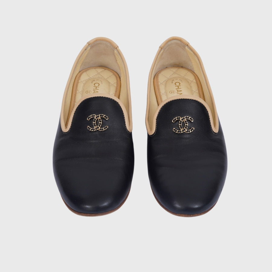 Chanel CC Ballet Flat Shoes Calfskin Black & Cream