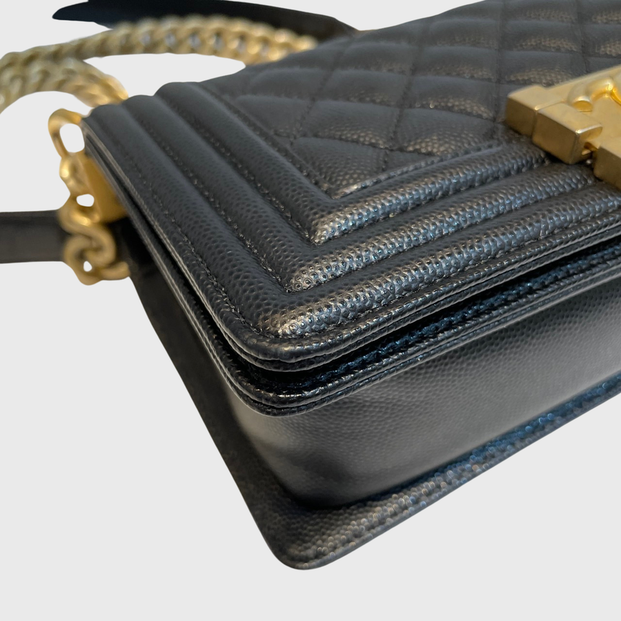 Chanel Boy Caviar Black GHW