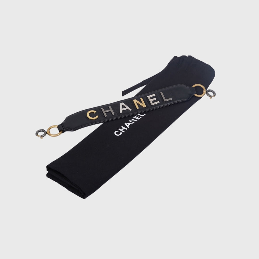 Chanel Gabrielle Top handle Bag Medium Calfskin Black GHW