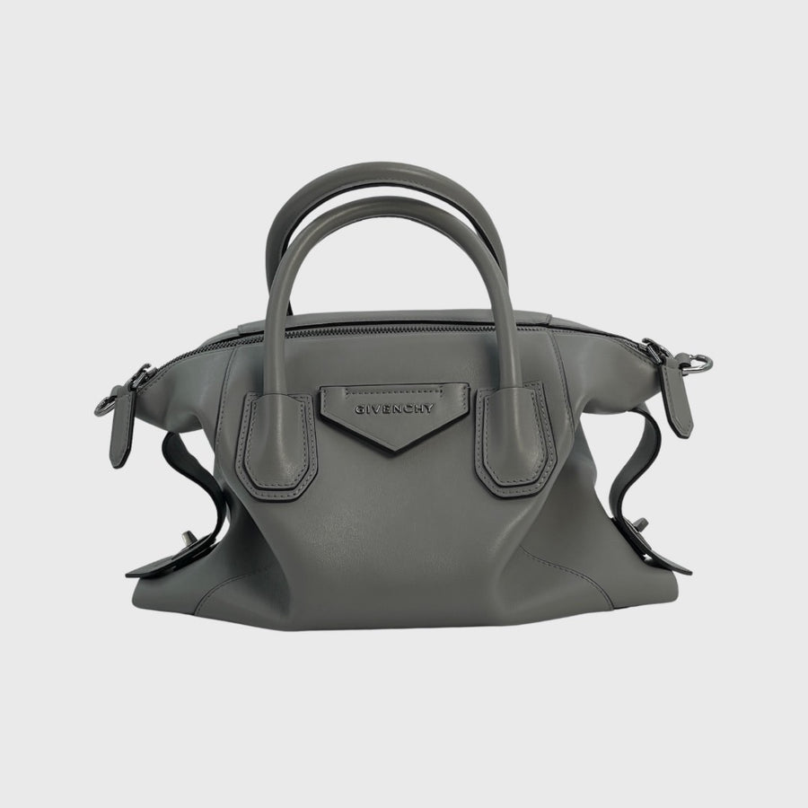 Givenchy Antigona Soft Bag Medium Calfskin สีเทา SHW