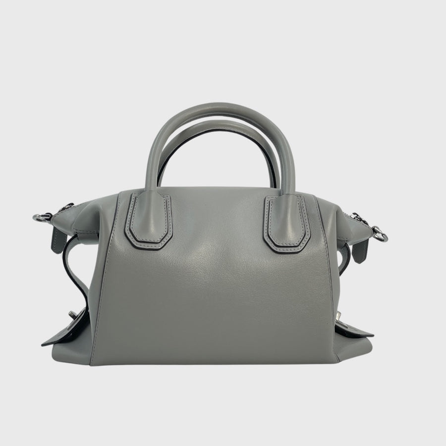 Givenchy Antigona Soft Bag Medium Calfskin สีเทา SHW