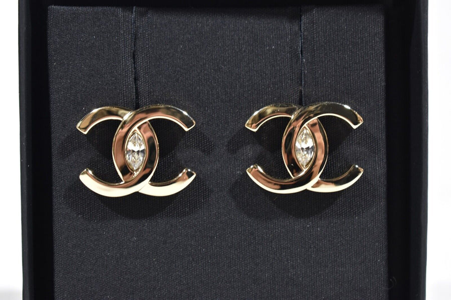 Chanel 23S Gold Crystal Interlocking CC Logo Classic